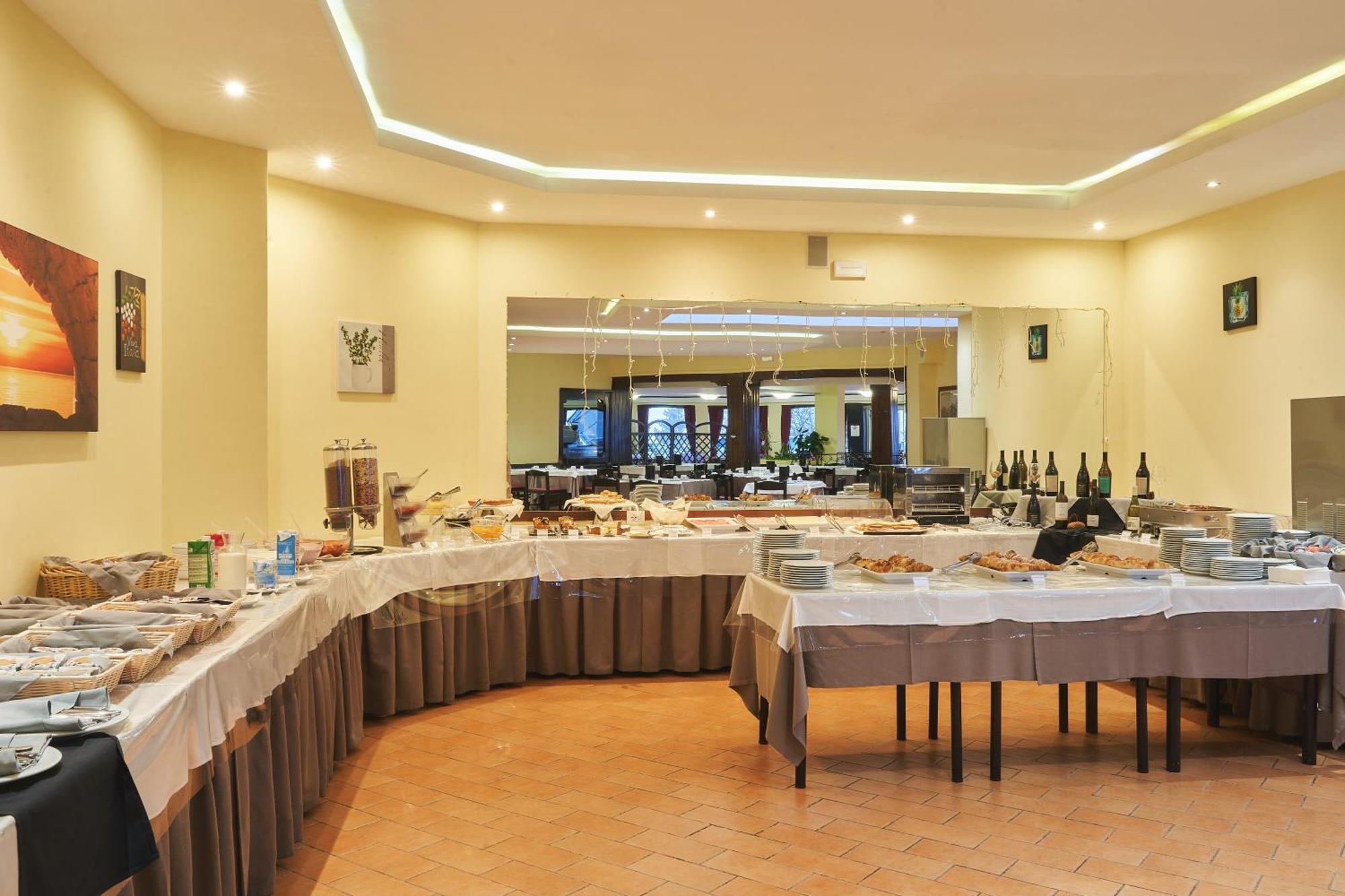 Hotel Dolomiti - Azzurro Club Polsa Exteriér fotografie